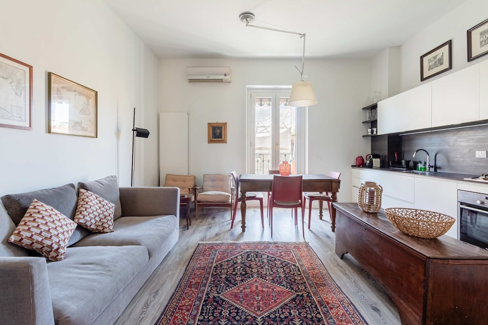 Homeby Casa Melzo — 4-Star Luxury Hotel in Milan, Italy