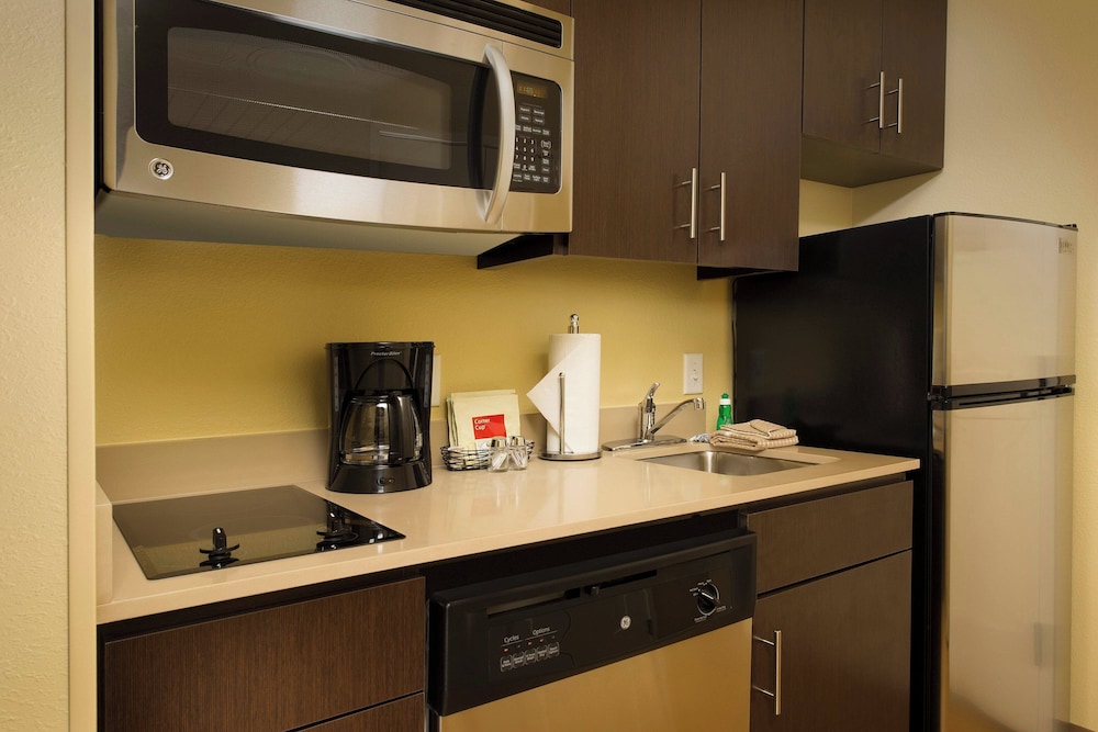 TownePlace Suites by Marriott Dallas DFW Airport North Grapevine - photo 11