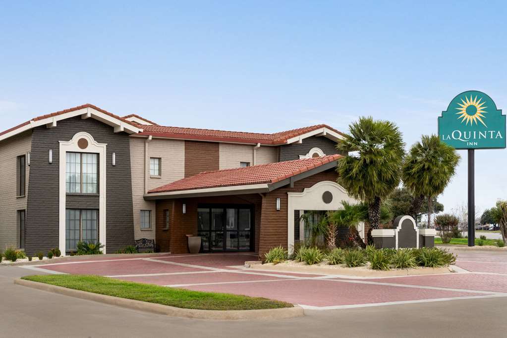 La Quinta Inn by Wyndham Victoria - photo 7
