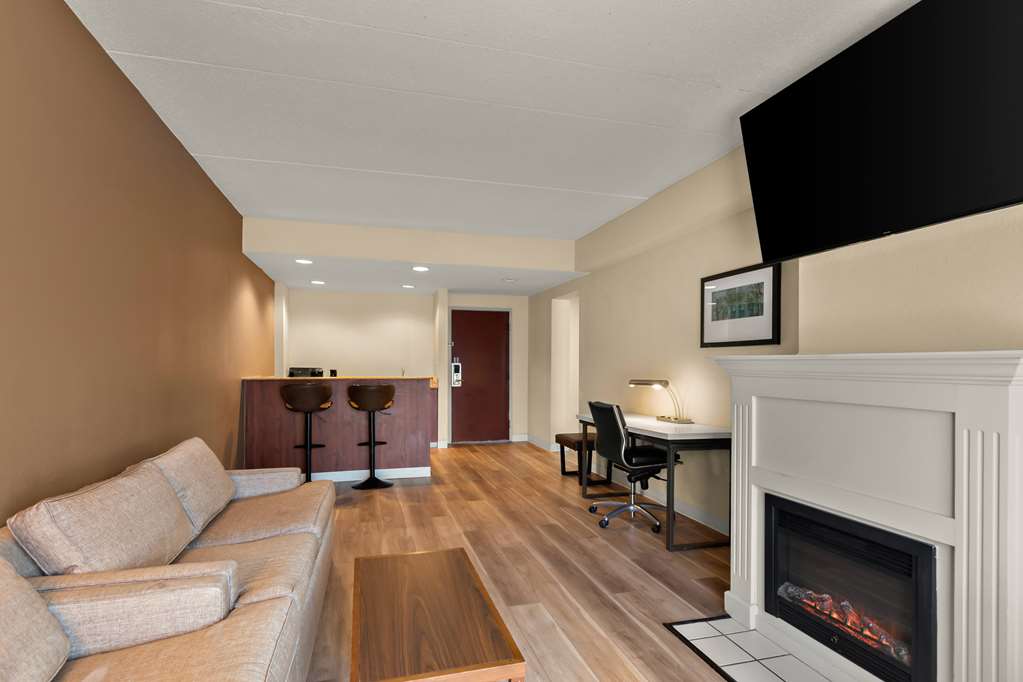 Ramada by Wyndham Harrisburg Hershey Area - photo 42