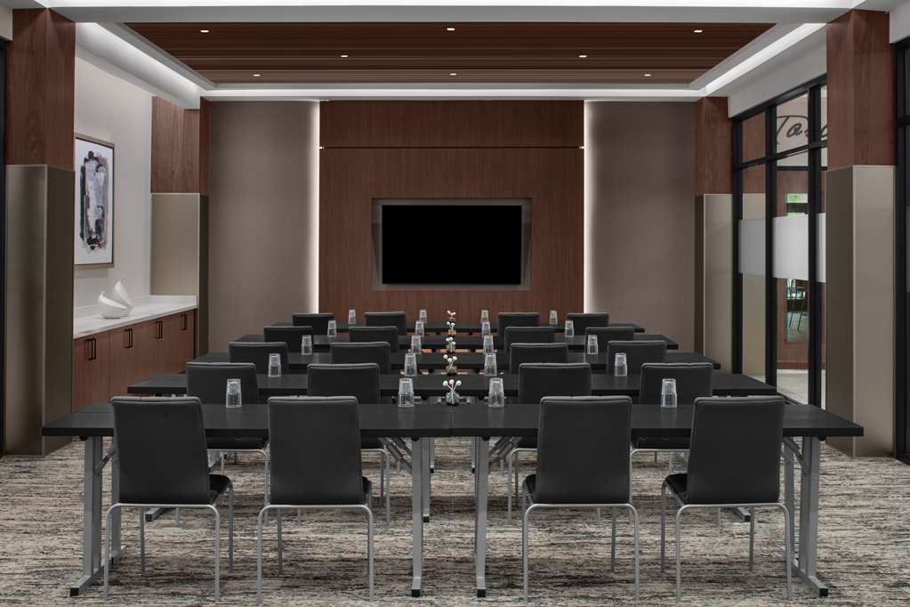 Hyatt House Lansing University Area - photo 4