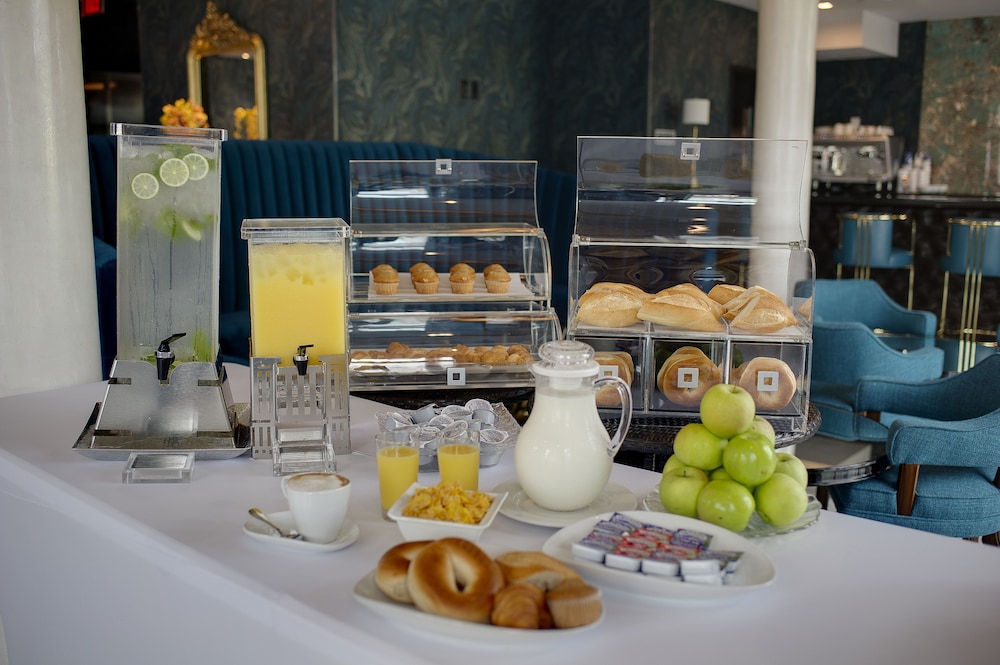 Venezia Hotel - photo 20