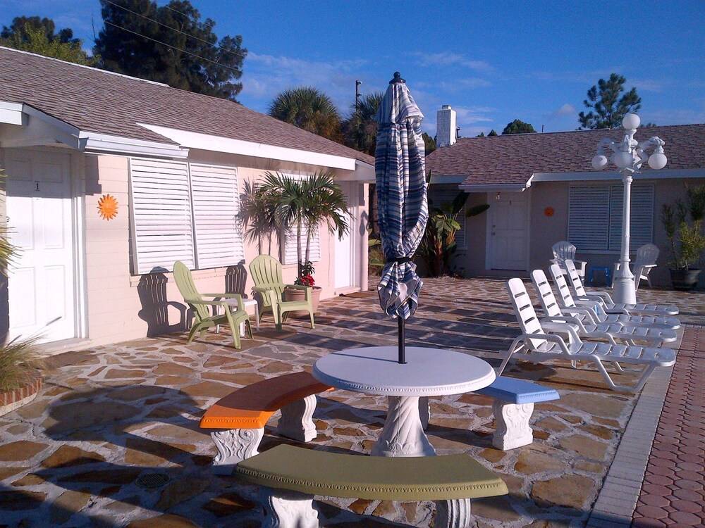 The Bungalows - photo 40