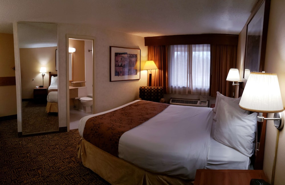 Quality Inn & Suites Black River Falls I 94 - photo 9