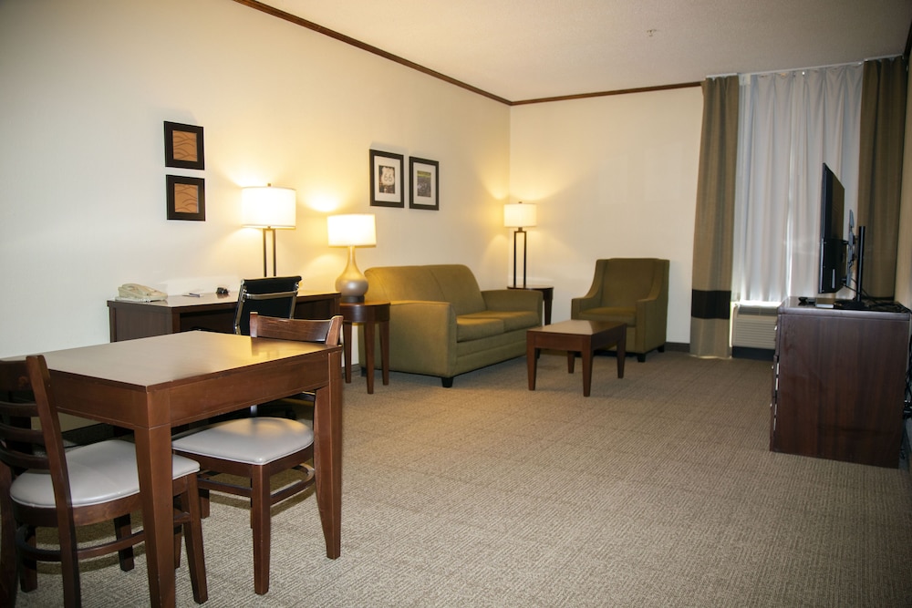 Ardmore Inn & Suites - photo 10