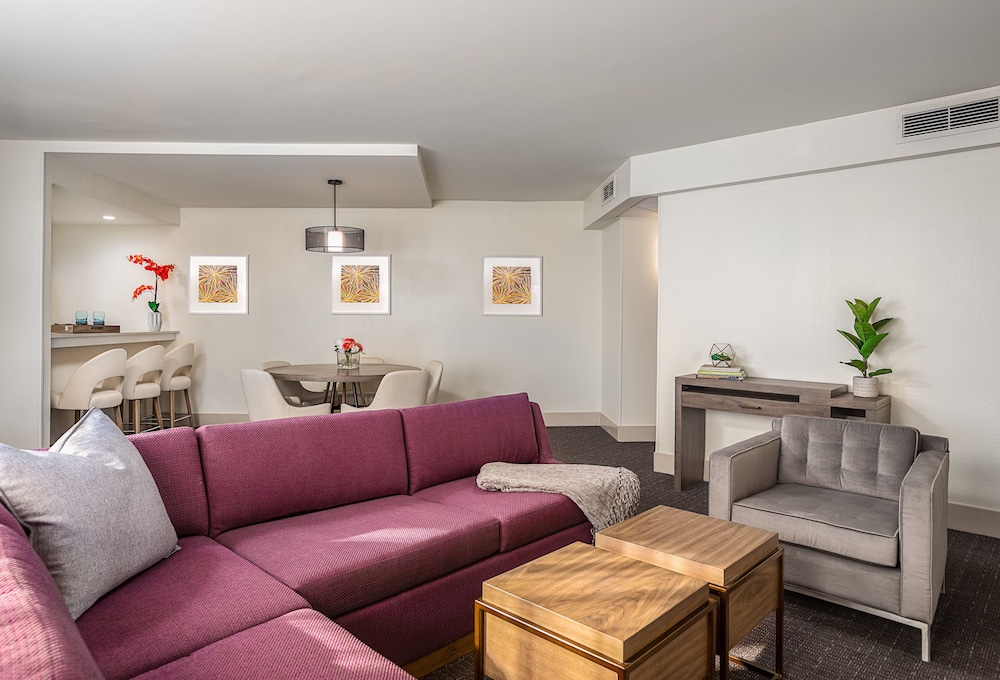 Crowne Plaza Atlanta Perimeter at Ravinia by IHG - photo 6