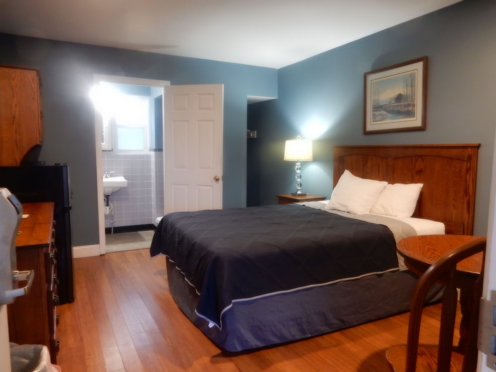 Brown's Motel Aberdeen - photo 12