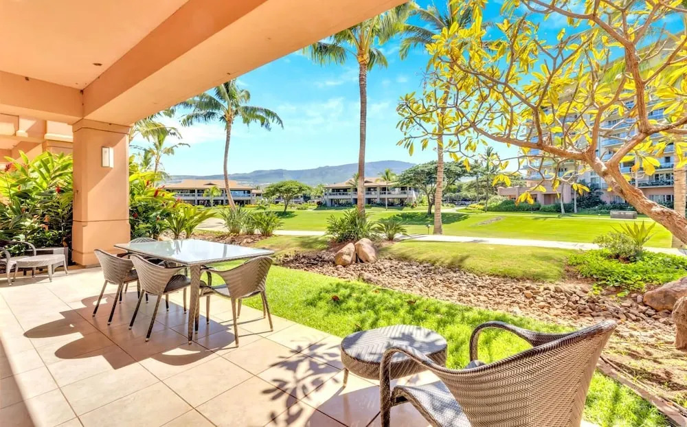 K B M Resorts HKK 104 Gorgeous resort view 2bed 2ba with large lanai — hotel in Ka'anapali