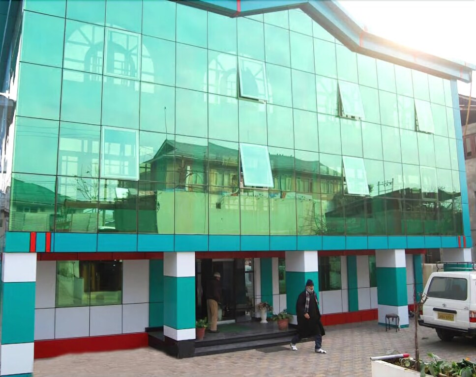 Hotel Ibni Kabeer - last minute hotel in Srinagar