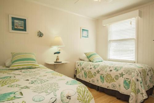 Sunkissed 2 by Oak Island Accommodations - photo 40