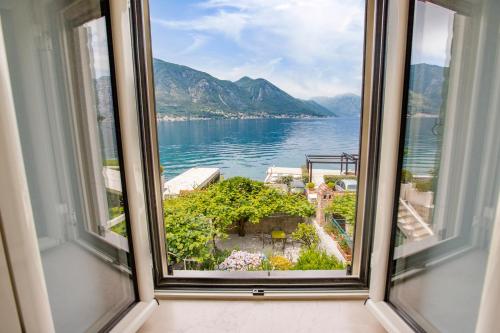Apartments D&V — 4-Star Luxury Hotel in Kotor, Montenegro