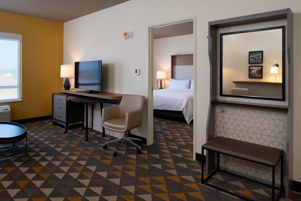 Holiday Inn & Suites Idaho Falls by IHG - photo 14