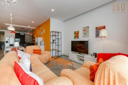 Stunning 3BR APT with 2 Private Terraces in B'kara by 360 Estates — 4-Star Luxury Hotel in Birkirkara, Malta