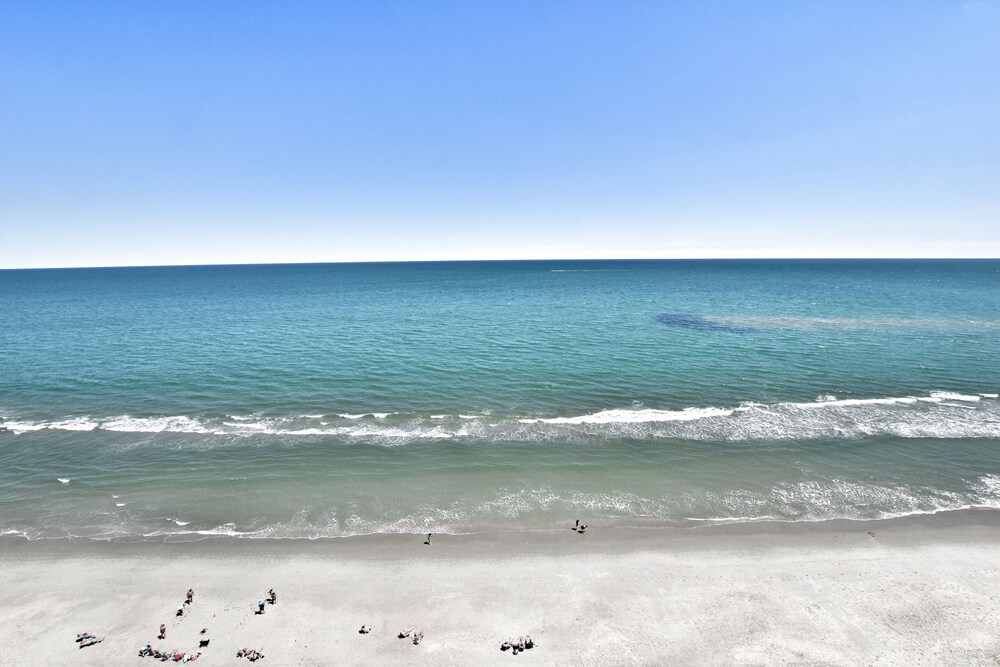 1405 Waters Edge Resort 1 Bedroom Condo by RedAwning - photo 35