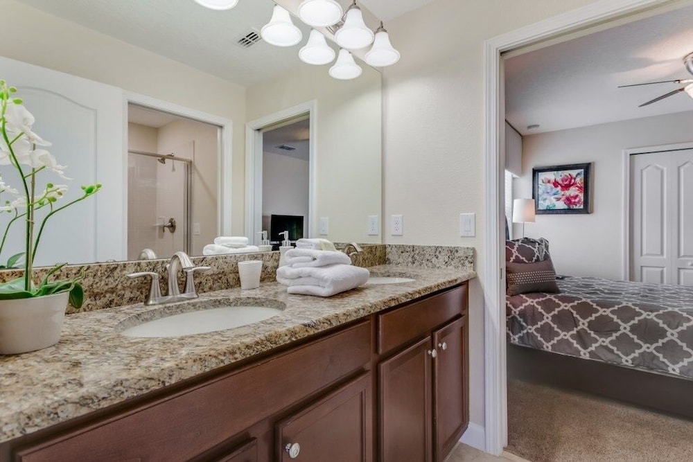 Best Resort In Disney Area 6 Bedroom Villa by RedAwning - photo 38