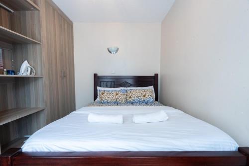 Captivating 1 Bedroom apartment