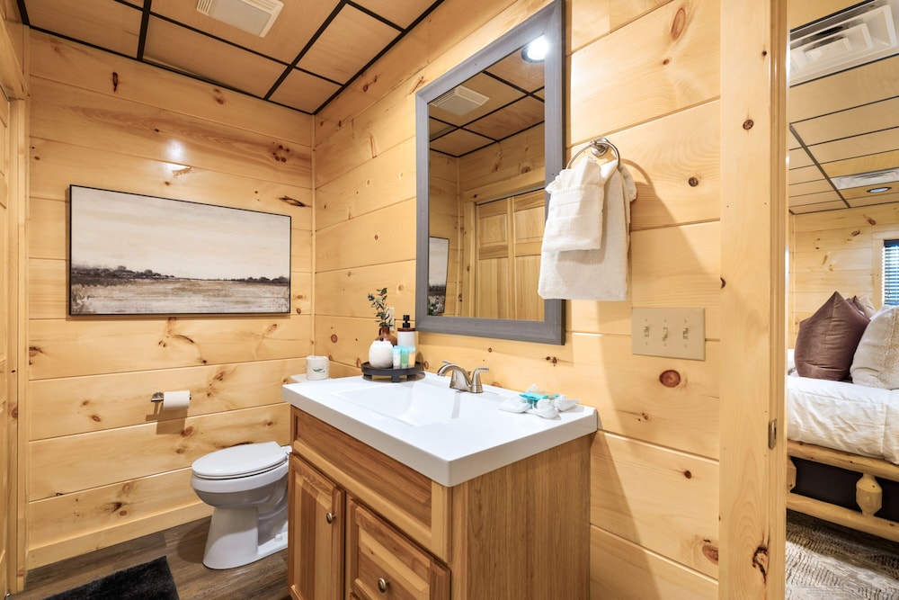 Parkway Paradise w Private Hot Tub - photo 38