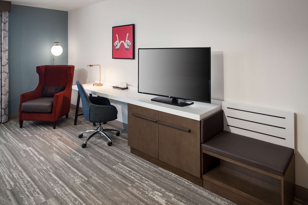 Hilton Garden Inn Madison Downtown - photo 11