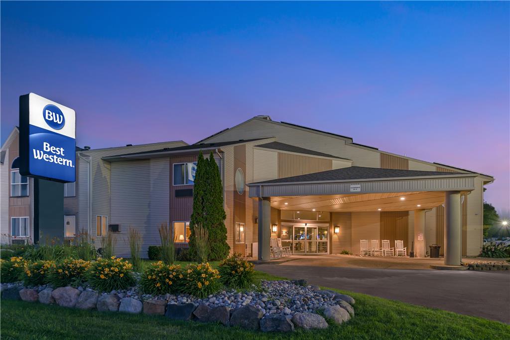 Best Western Lakewinds - photo 43