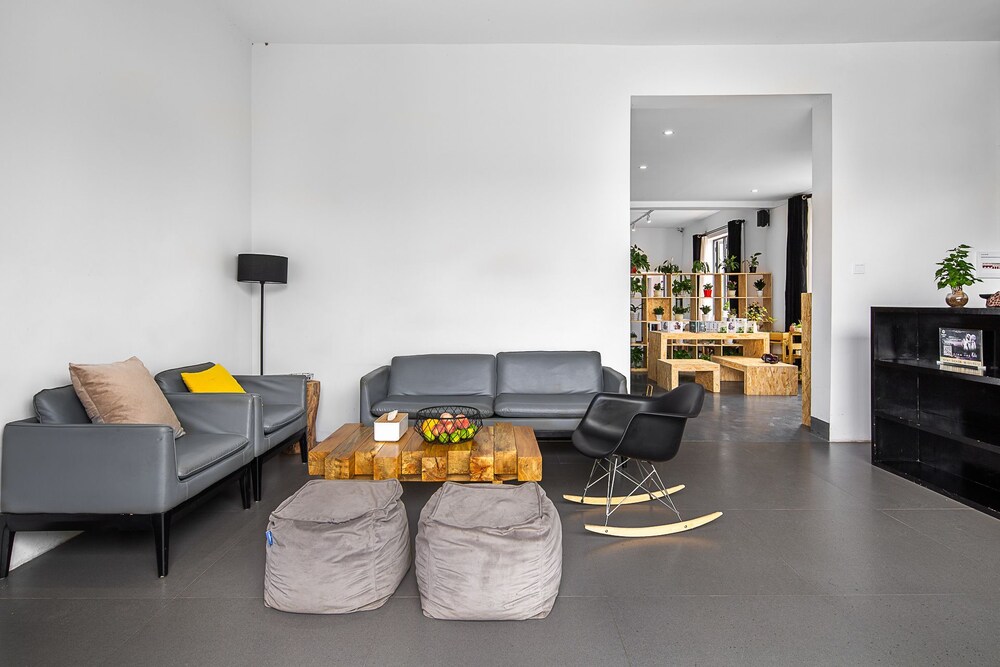 Zhangjiajie Tianmen&Avator Mountin National Forest Park Free pick up free lanudry Close to the Hehua airport&Zhangjiajie West Railway Stetion English language service Thirty One in Zhangjiajie, People's Republic of China