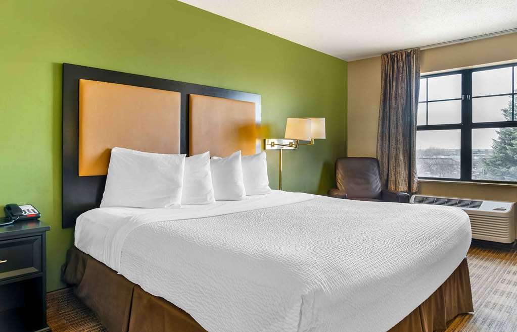 Extended Stay America Select Suites Grand Rapids Kentwood - photo 18