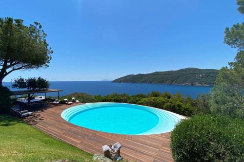 Villa Acquarilli — 4-Star Luxury Hotel in Capoliveri, Italy