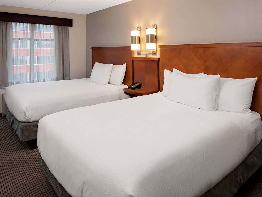 Hyatt Place Pittsburgh North Shore - photo 12