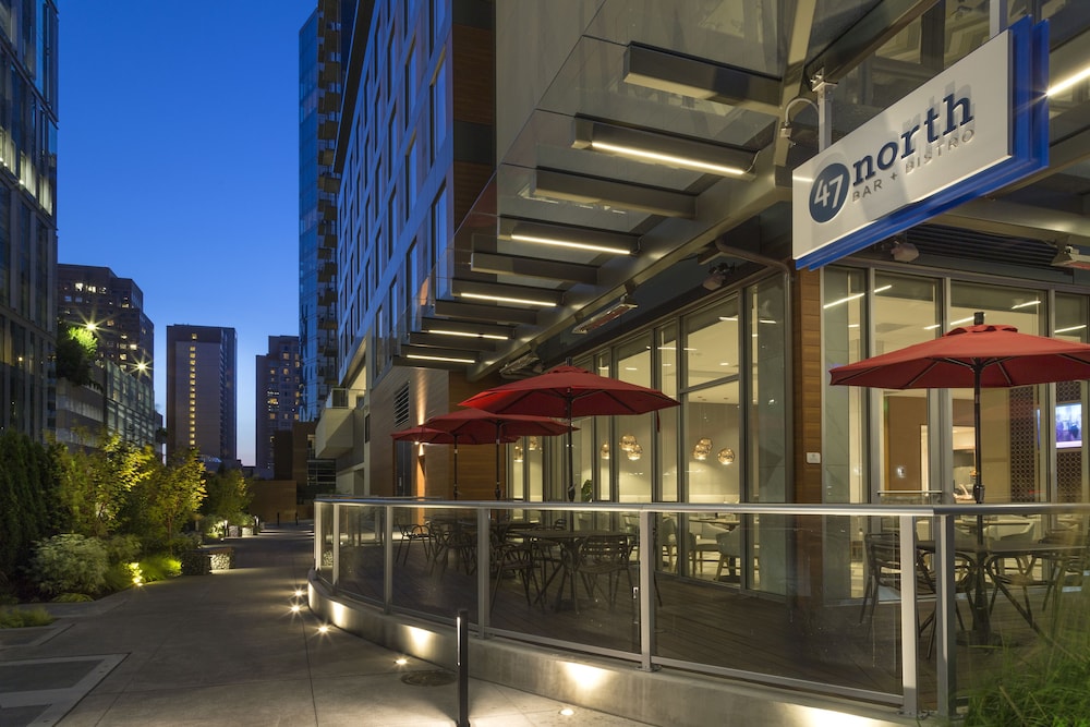 Hilton Garden Inn Seattle Bellevue Downtown WA - photo 90