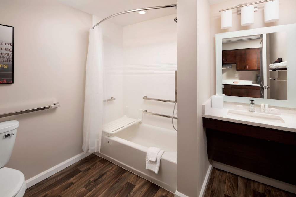 TownePlace Suites by Marriott Louisville Northeast - photo 17