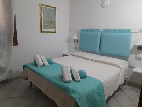 ACQUAMARINA con meraviglioso giardino in San Teodoro, Italy