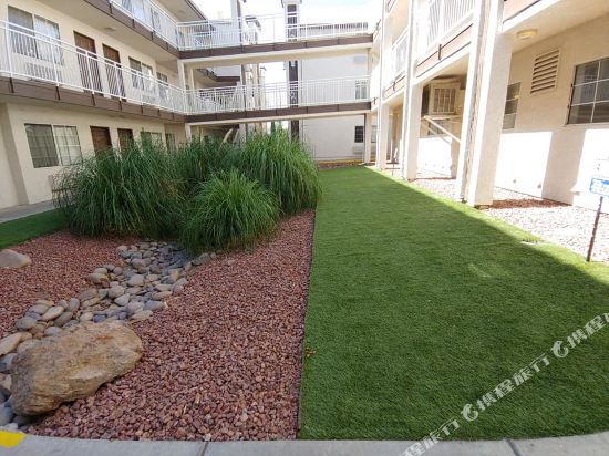Manor Suites - photo 10