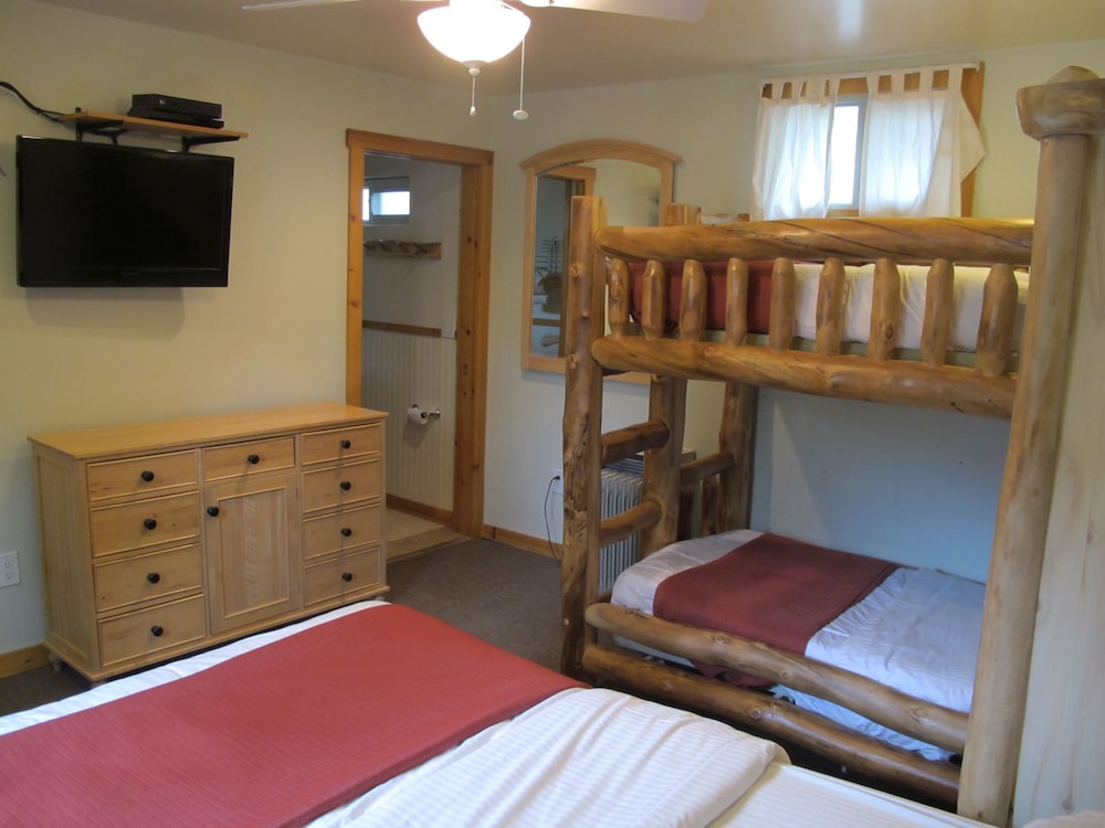Convict Lake Resort - photo 99