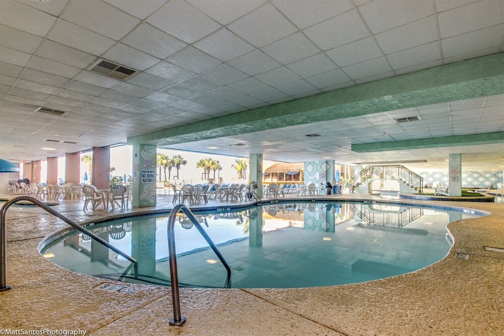 Escape to Grand Cayman Resort 559 - photo 2