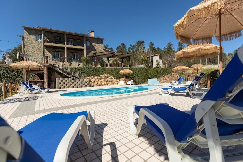 Quinta do Rio Alva and Glamping Lodges — hotel in Tabua
