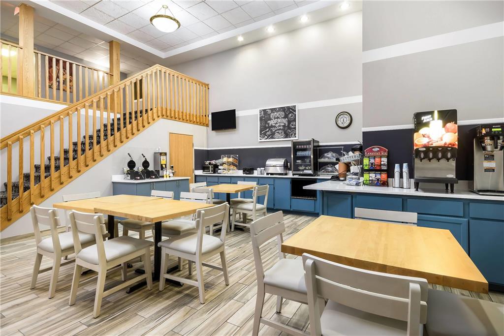 AmericInn by Wyndham Wausau - photo 13