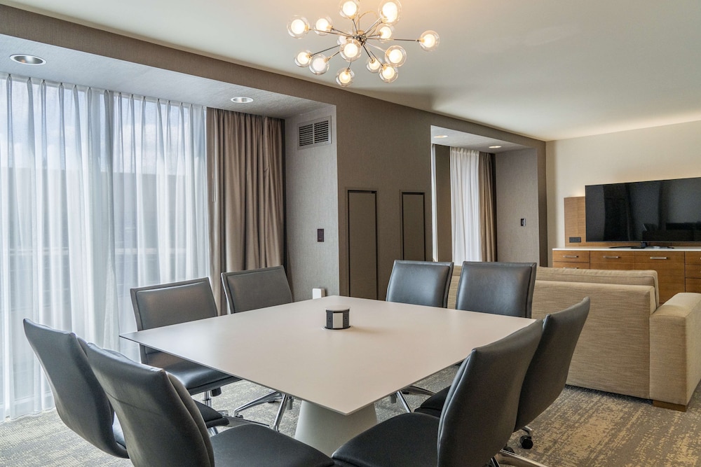 Hilton Columbus Downtown - photo 24