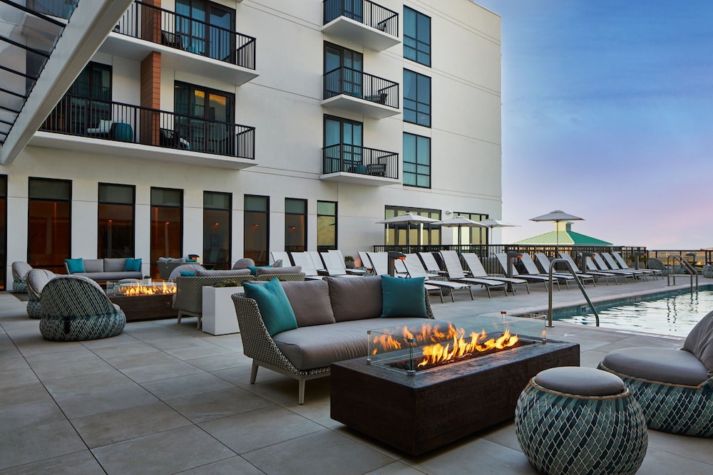 SpringHill Suites by Marriott Jacksonville Beach Oceanfront - photo 50