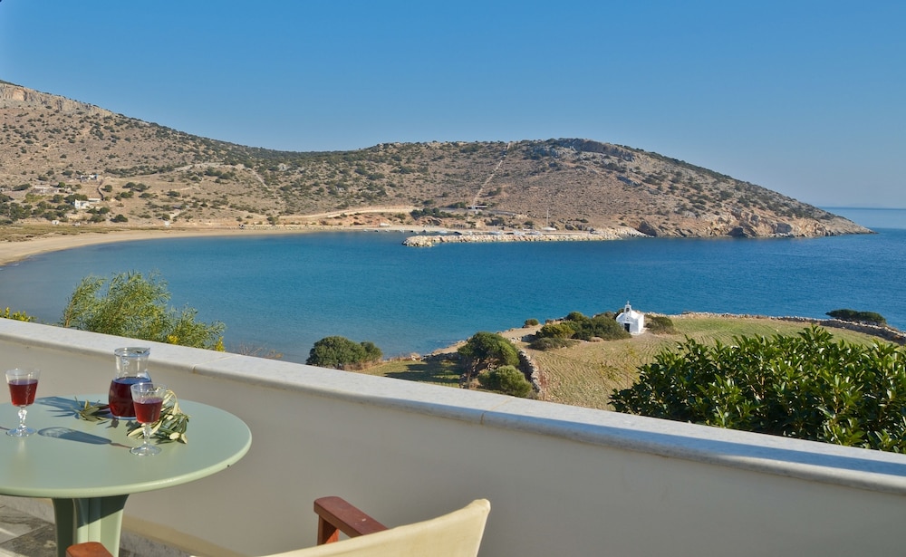 Kalados Studios - carbon neutral hotel in Naxos
