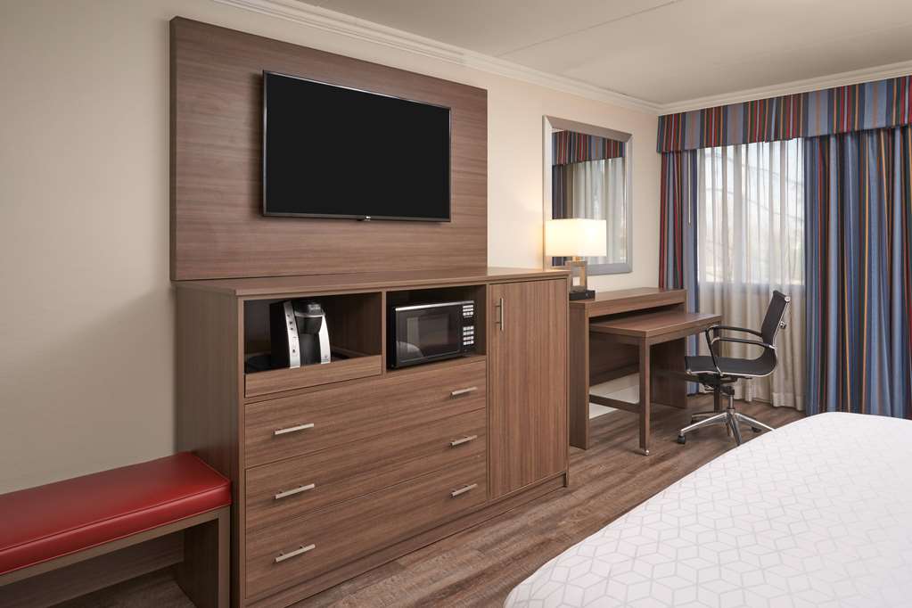 Holiday Inn Executive Center Columbia Mall an IHG Hotel - photo 5