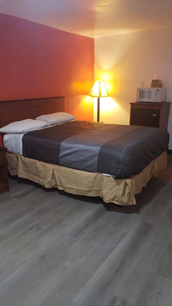 Alamo Motel - photo 2