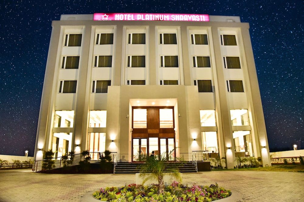 Hotel Platinum Shravasti — hotel in Bahraigh