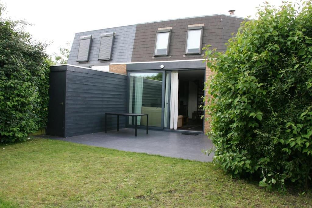 Zouterik 33 - carbon neutral hotel in Unknown City