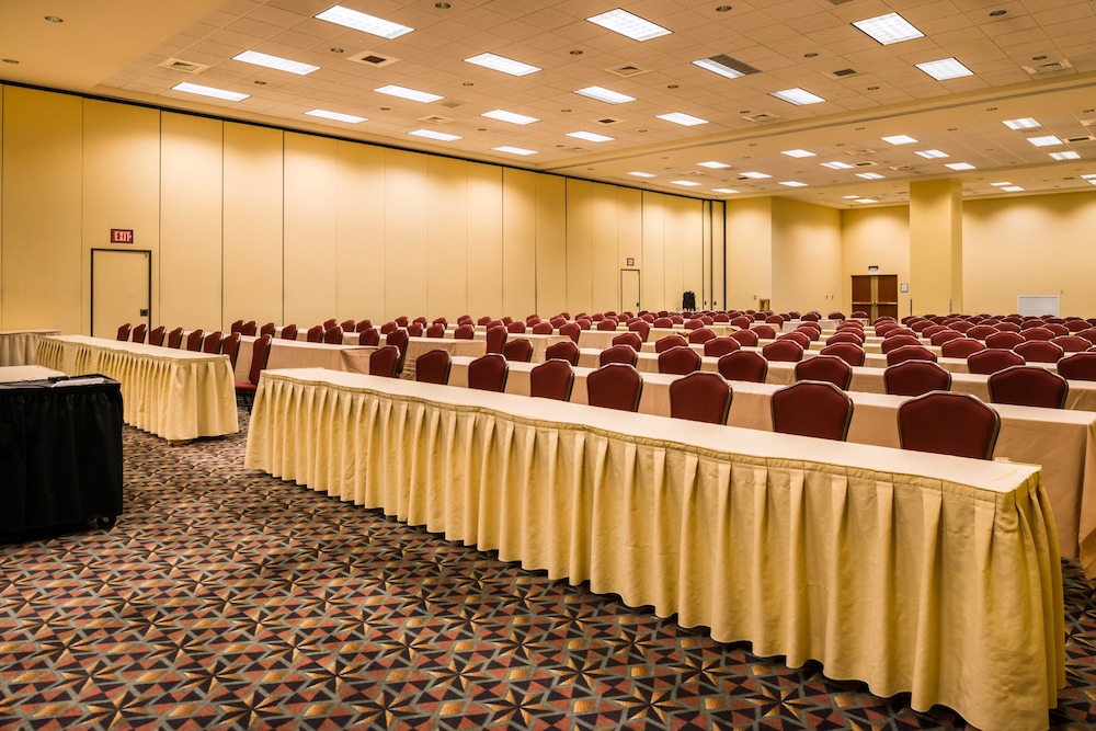 Crowne Plaza Springfield by IHG - photo 77