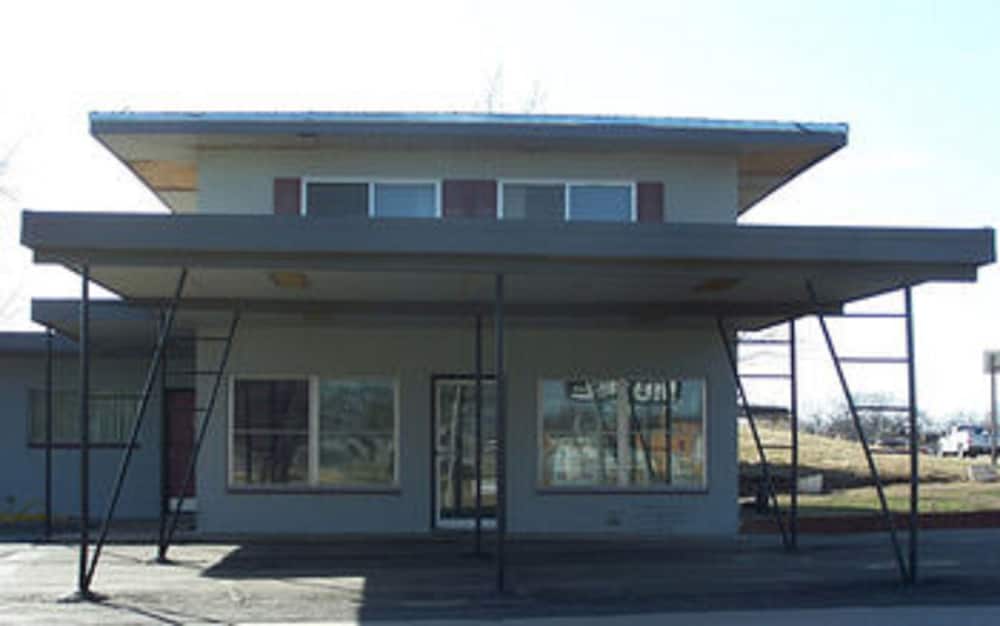 Washington Motel - photo 20