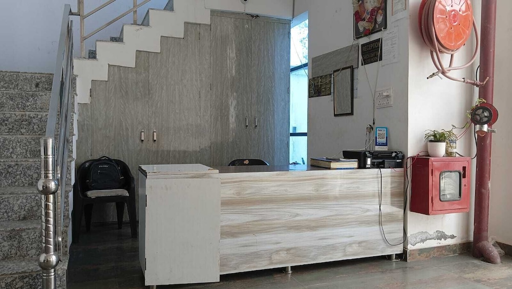 Nirmala Garden - last minute hotel in Aonla