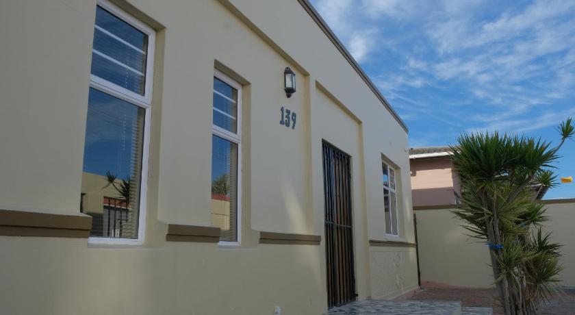 Supa Guesthouse
