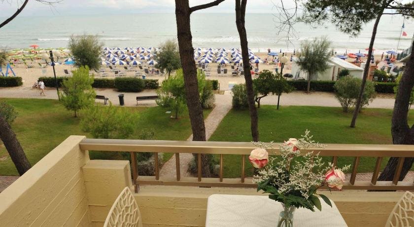 Hotel Abruzzo - last minute hotel in Pineto