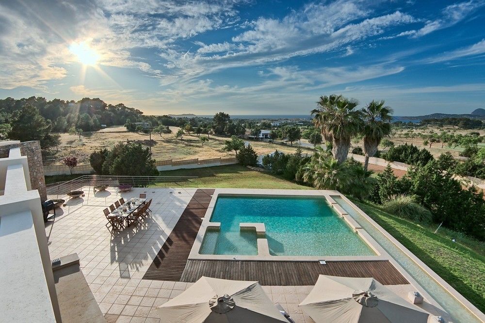 Villa Klar — 4-Star Luxury Hotel in Sant Josep De Sa Talaia, Spain