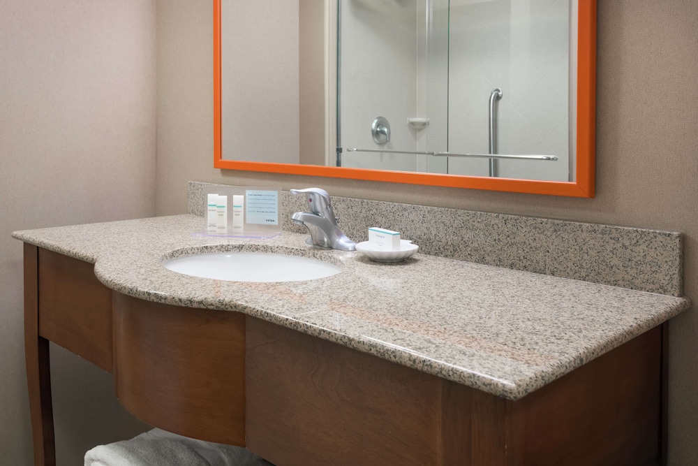 Hampton Inn Springfield South Enfield - photo 30