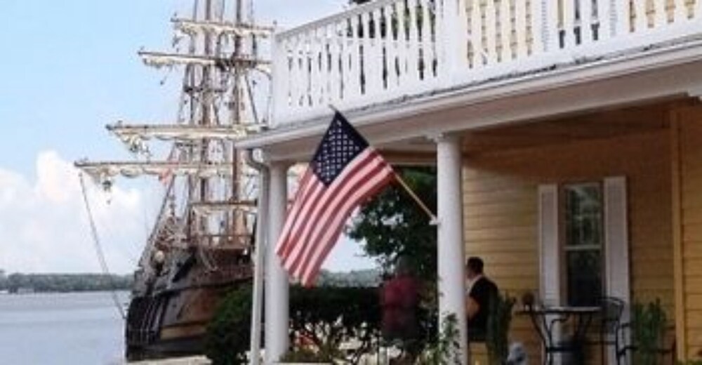 Robert Morris Inn A Waterfront Country Inn - photo 21